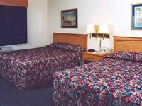 AmericInn Lodge & Suites Long Lake
