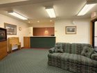 фото отеля Super 8 Oelwein