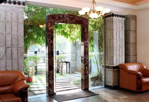 фото отеля Grand Palace Stay