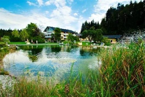 фото отеля Landhaus Drachenstein Hotel Sankt Jakob im Rosental