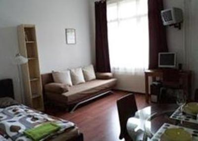 фото отеля Dessewffy Apartment