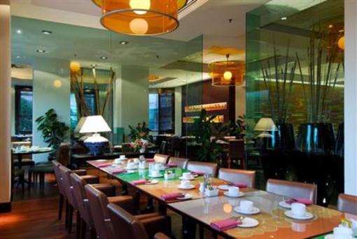 фото отеля Hotel Equatorial Ho Chi Minh City