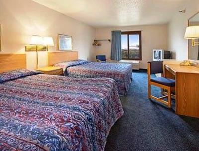 фото отеля Super 8 Roseville / St Paul