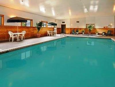 фото отеля Super 8 Roseville / St Paul