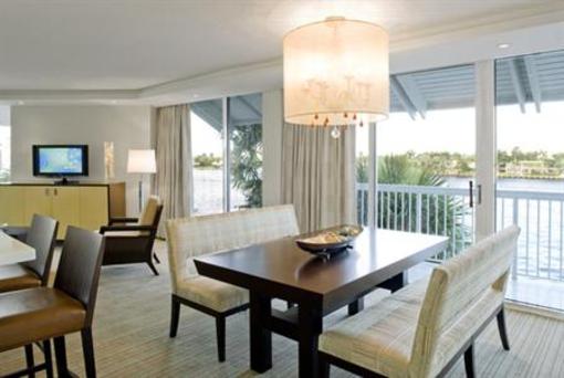 фото отеля Hilton Fort Lauderdale Marina