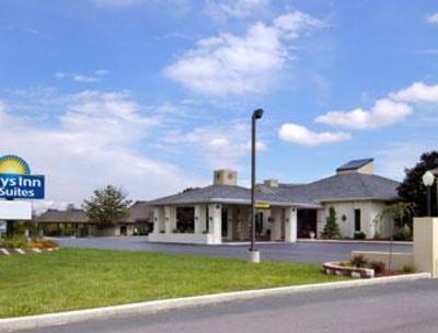 фото отеля Days Inn & Suites Frostburg