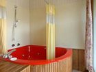 фото отеля Days Inn & Suites Frostburg