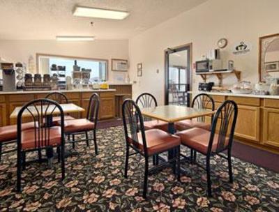 фото отеля Super 8 Huron