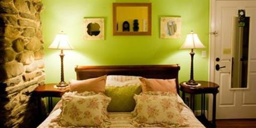 фото отеля Buttermilk Falls Inn & Spa