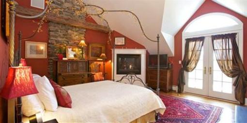 фото отеля Buttermilk Falls Inn & Spa