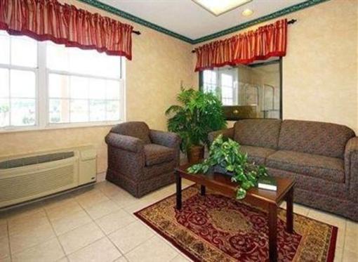 фото отеля Econo Lodge Williamston