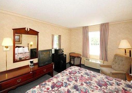 фото отеля Econo Lodge Williamston