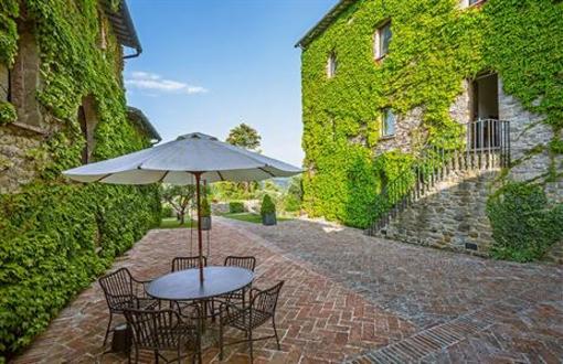 фото отеля Borgo Di Bastia Creti