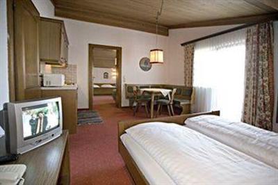 фото отеля Hotel Neue Post Zell am See