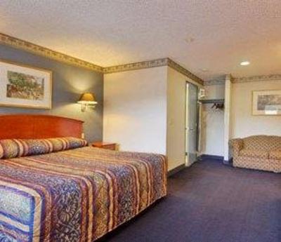 фото отеля Super 8 Milford/New Haven