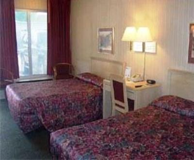 фото отеля Knights Inn Lenexa