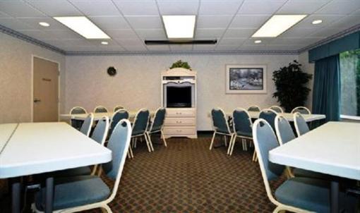 фото отеля Best Western Fostoria Inn & Suites