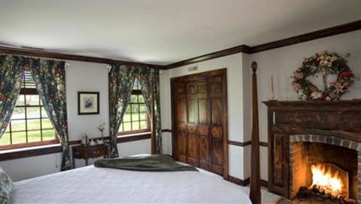 фото отеля Combsberry Inn Bed and Breakfast