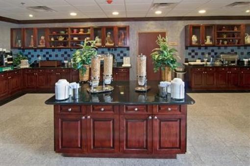 фото отеля BEST WESTERN Lake County Inn & Suites