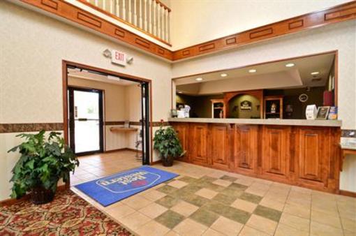 фото отеля Best Western Bradbury Inn & Suites