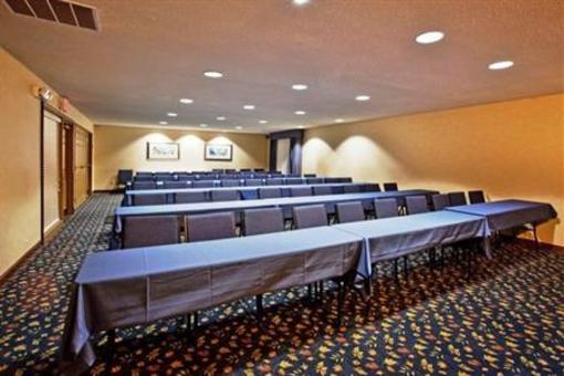 фото отеля Holiday Inn Express Alpharetta-Roswell
