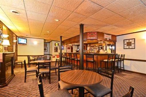 фото отеля Best Western Norseman Inn
