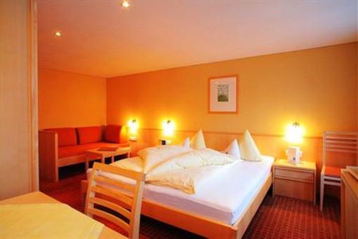 фото отеля Die Sonnigen - Hotel Appartements Und Familienspass