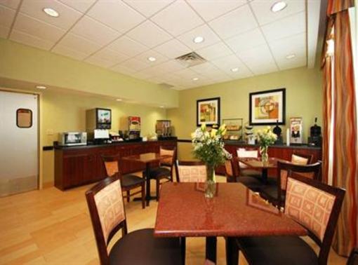 фото отеля Best Western Airport Inn & Suites Cleveland Brook Park
