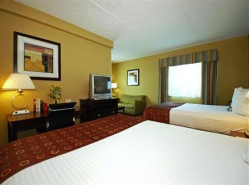 фото отеля Best Western Airport Inn & Suites Cleveland Brook Park