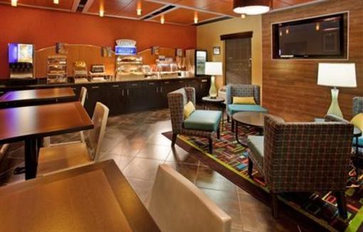 фото отеля Holiday Inn Express North Kansas City