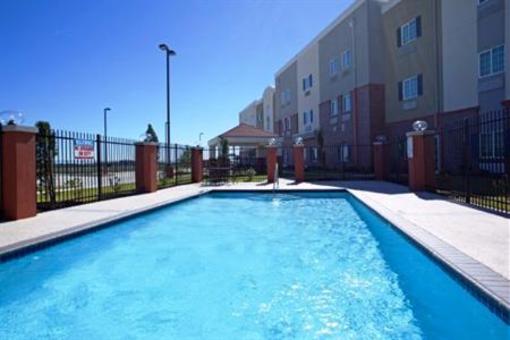 фото отеля Candlewood Suites League City