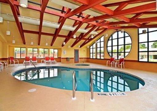 фото отеля Comfort Suites Callaway