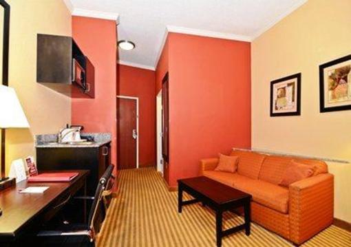 фото отеля Comfort Suites Callaway
