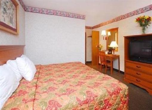 фото отеля Econo Lodge Inn & Suites Westfield