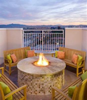 фото отеля SpringHill Suites Las Vegas Convention Center