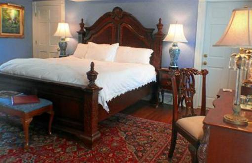 фото отеля Antrim 1844 Country Inn