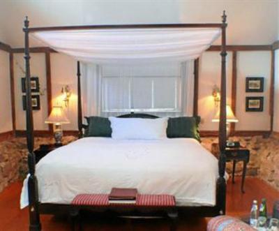 фото отеля Antrim 1844 Country Inn