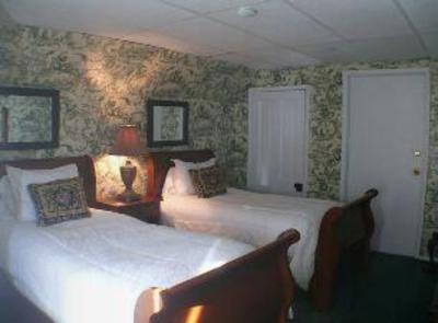 фото отеля Antrim 1844 Country Inn