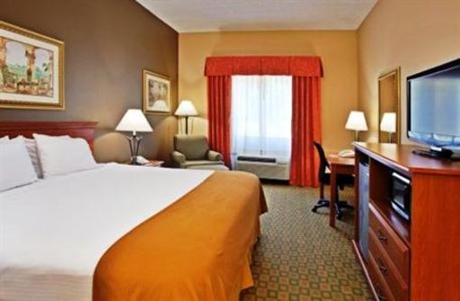 фото отеля Holiday Inn Express Hotel & Suites Tavares