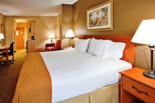 фото отеля Holiday Inn Express Hotel & Suites Tavares