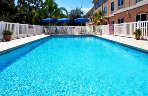фото отеля Holiday Inn Express Hotel & Suites Tavares