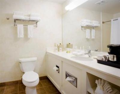 фото отеля Holiday Inn Express Hotel & Suites Carpinteria