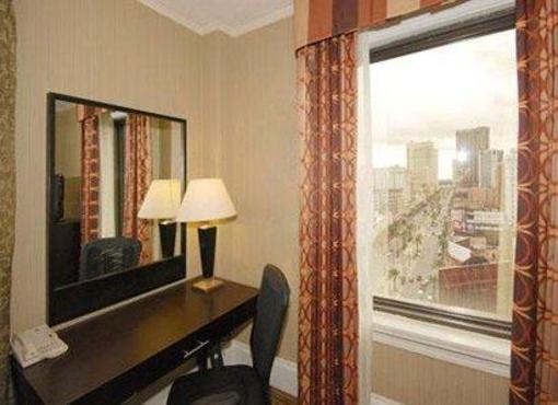 фото отеля Clarion Inn & Suites New Orleans