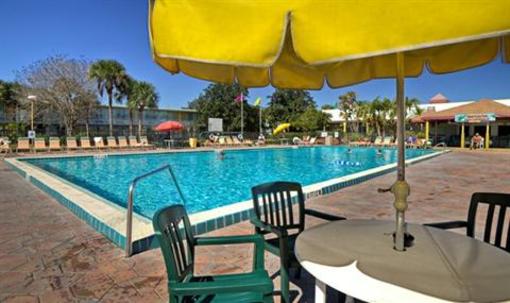фото отеля Seralago Hotel & Suites Main Gate East Kissimmee