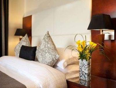 фото отеля Ramada Plaza Jumeirah Beach