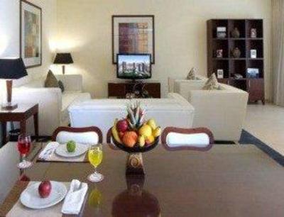 фото отеля Ramada Plaza Jumeirah Beach
