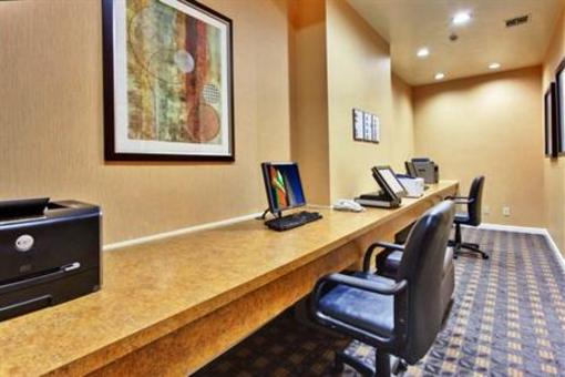 фото отеля Holiday Inn Los Angeles International Airport