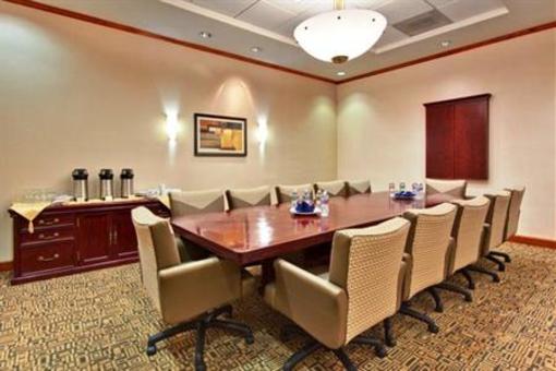 фото отеля Holiday Inn Los Angeles International Airport