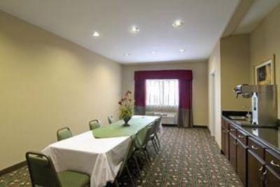 фото отеля BEST WESTERN Olive Branch Hotel & Suites