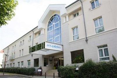 фото отеля Antipodes Resort Marne La Vallee